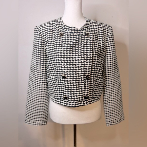Villette Cropped Houndstooth Jacket - Picture 2 of 7